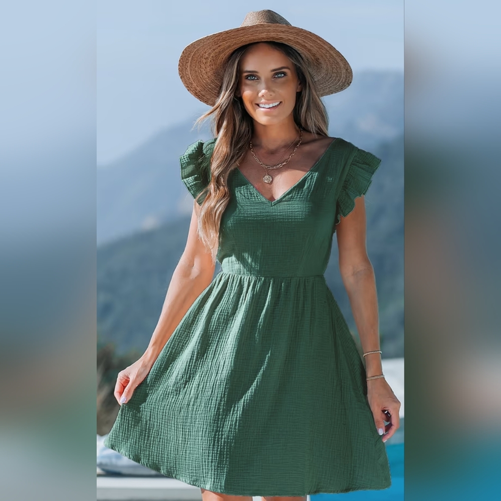Chic Forest Green Midi Dress with Ruffle Sleeves